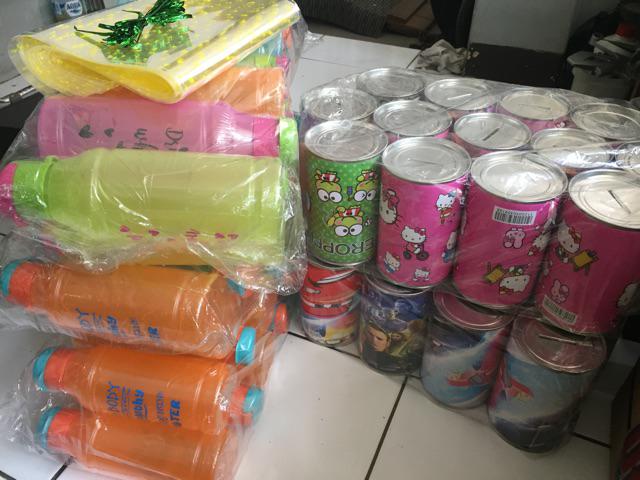 Parcel Botol Minum Takuma Besar + Celengan Kaleng /karton Ulang Tahun