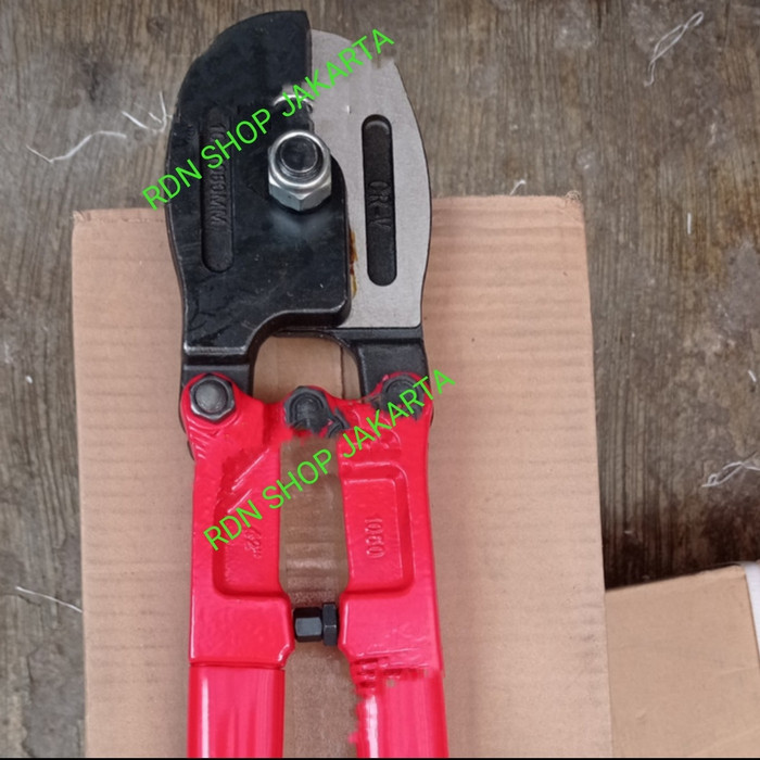 

Gunting potong plat kawat baja 42