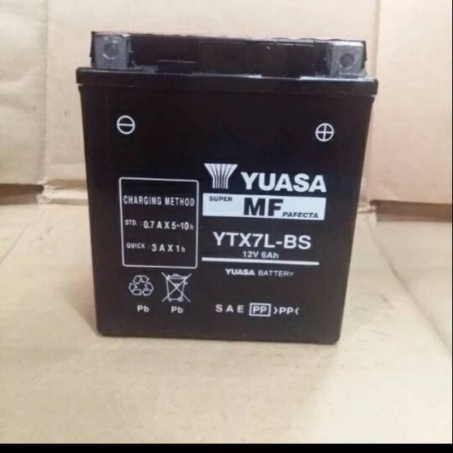 Aki motor KLX  YTX7L yuasa