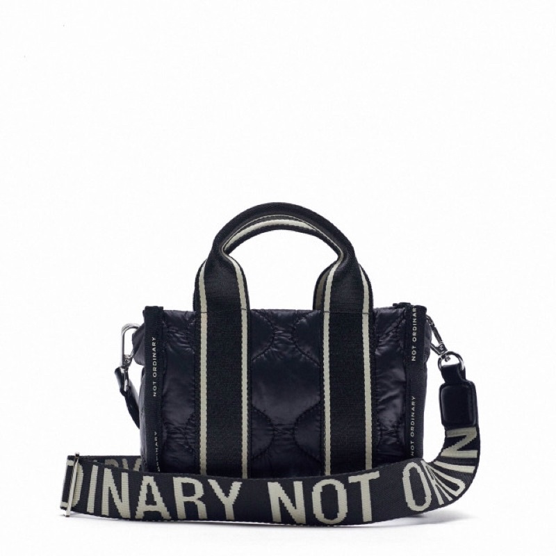 TAS SELEMPANG WANITA ZR TOTE MINI NILON WITH SLOGAN DETAIL