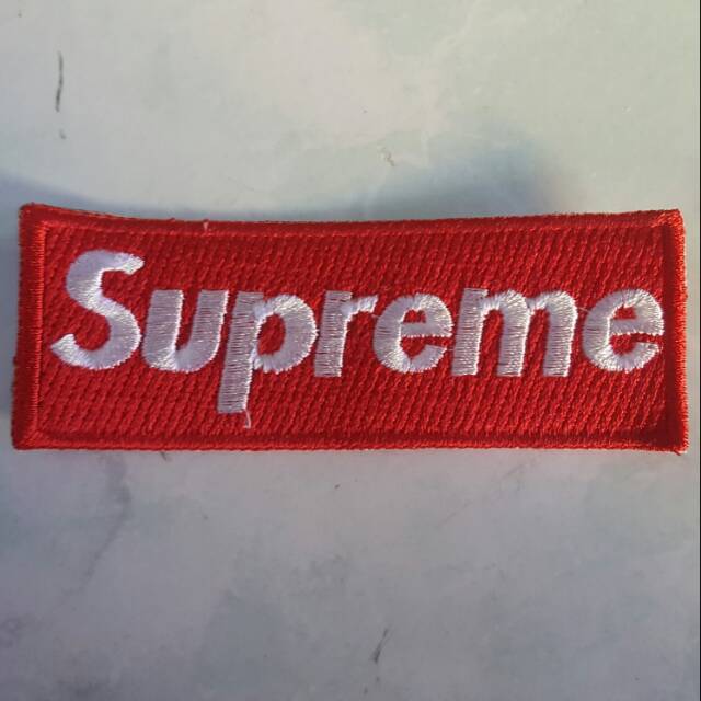 Emblem patch bordir supreme