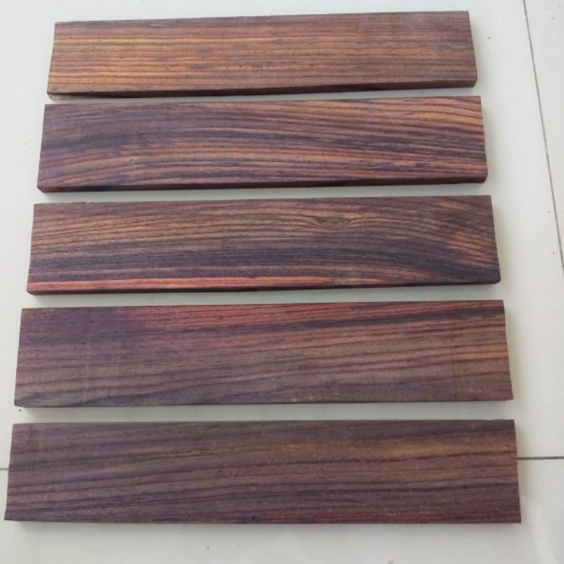 Kayu sonokeling original / kayu sonokeling full galih / bahan rosewood