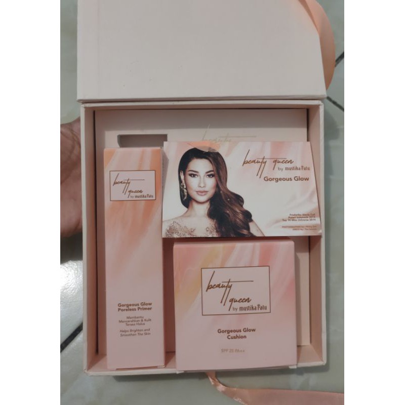 Mustika Ratu Gorgeous Glow Cushion shade Nude + Primer (with Box)