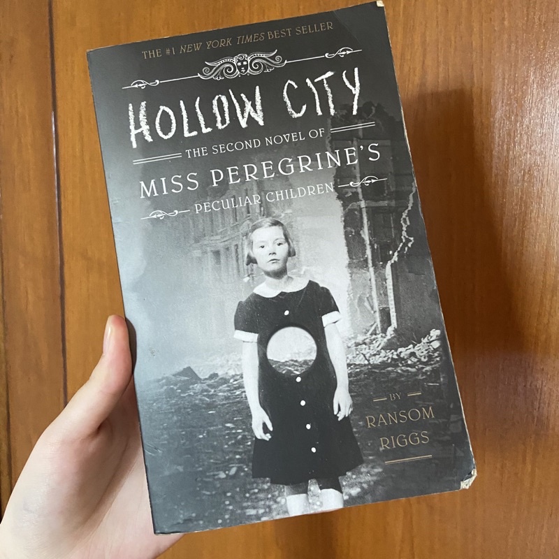 Hollow City - Miss Peregrine's Home for Peculiar Children