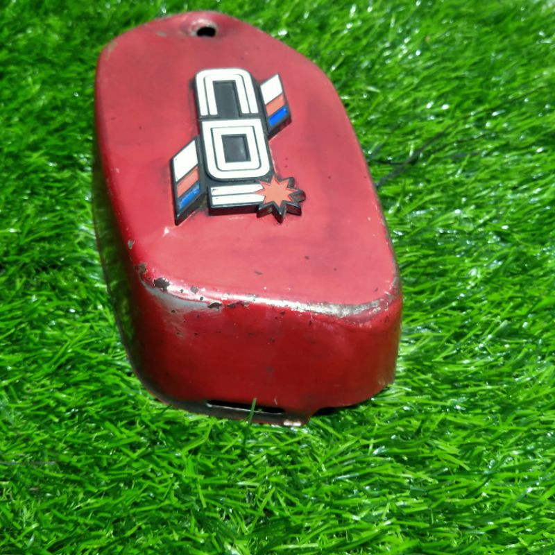 Bebek Yamaha v80 Tepong kiri tutup aki CDI motor Yamaha V80 CDI original