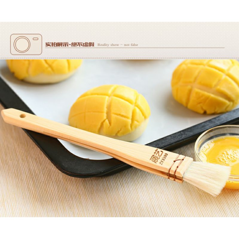 Zoe soft baking brush wooden handle / kuas oles kue roti bulu halus gagang kayu