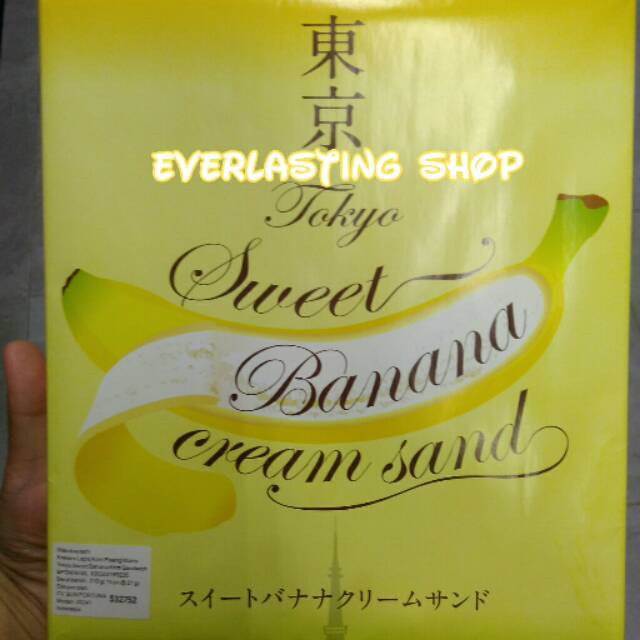 

Wakabayashi Tokyo Sweet Banana Cream Sand Crackers Original Kue Bentuk Pisang Product of Japan