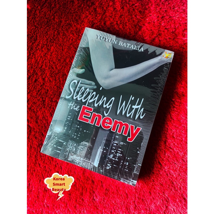 

DISKON SPESIAL NOVEL SLEEPING WITH THE ENEMY - YUYUN BATALIA TERLARIS