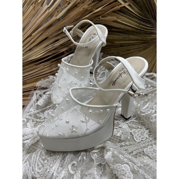 sepatu purri putih tali sepatu wedding cantik tinggi 12cm