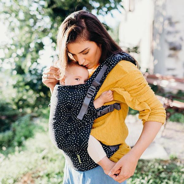 Boba X Seville Gendongan Bayi M Shape Kado Bayi dan Ibu Melahirkan