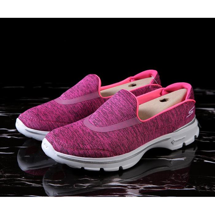 SEPATU SKECHERS RENEW 2 COD