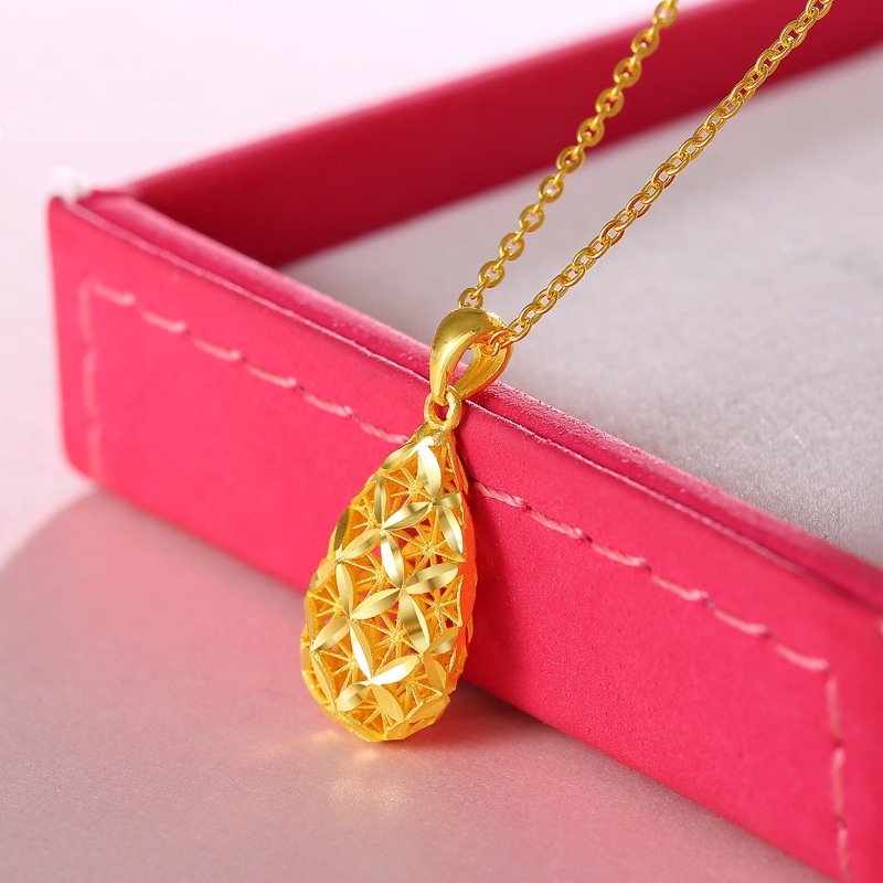 [Ready Stock]Fashion Gold-Plated Hollow Water Drop Pear-Shaped Pendant Necklace