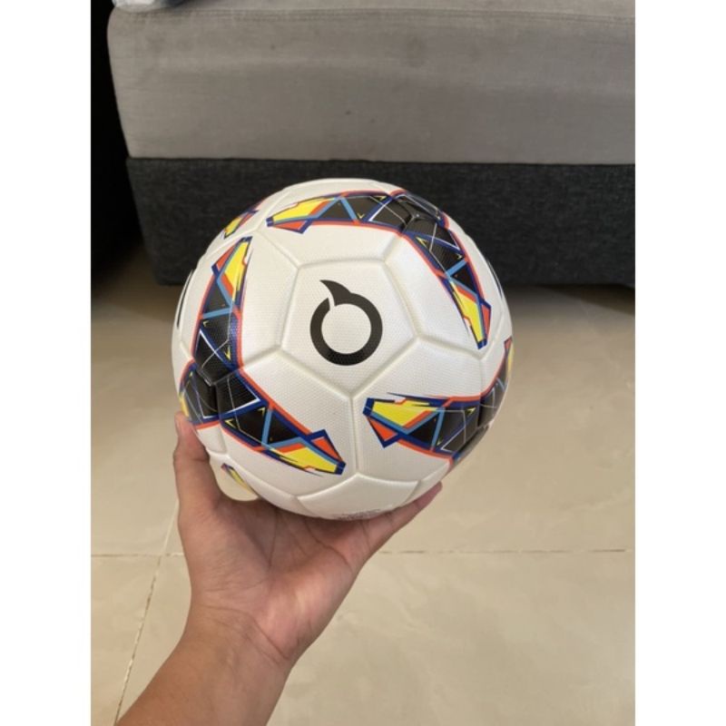 ortuseight CYCLONE FB size 5 ( liga 3 )