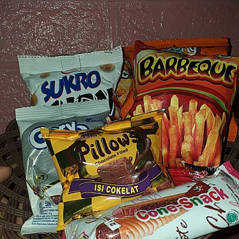 

PAKET JAJAN SUKA SUKA