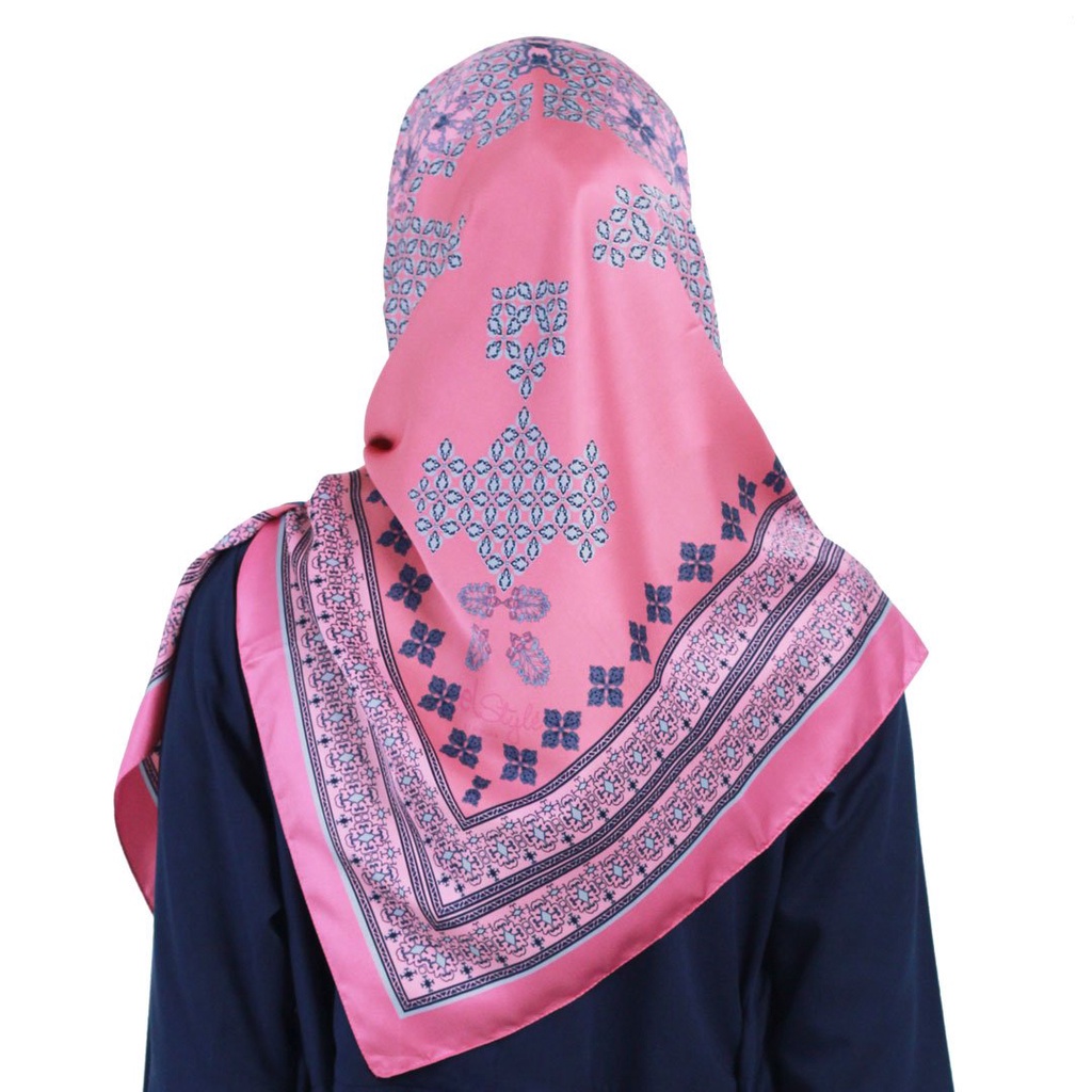 Dauky Hijab Segi Empat Kerudung Salya Series Polysilk 1-Loretta Salem