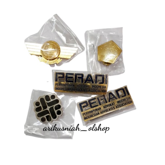 Pin kuningan logo custom