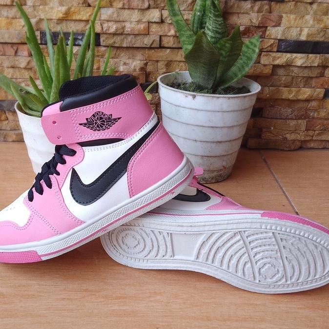 Top Produk.. SEPATU JORDAN CEWEK / SEPATU AIR JORDAN PINK /SEPATU  NIKE JORDAN CEWEK /SEPATU  NIKE J