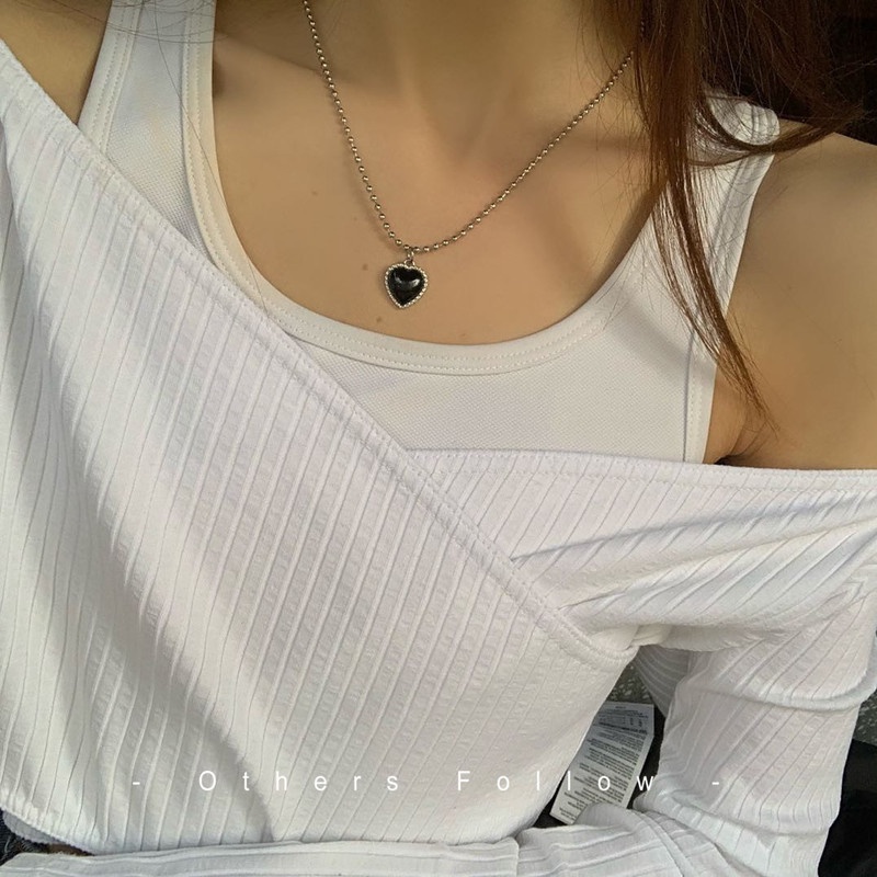 Magic789 Retro Silver Beaded Clavicle Chain Black Heart Necklace for Women Girls
