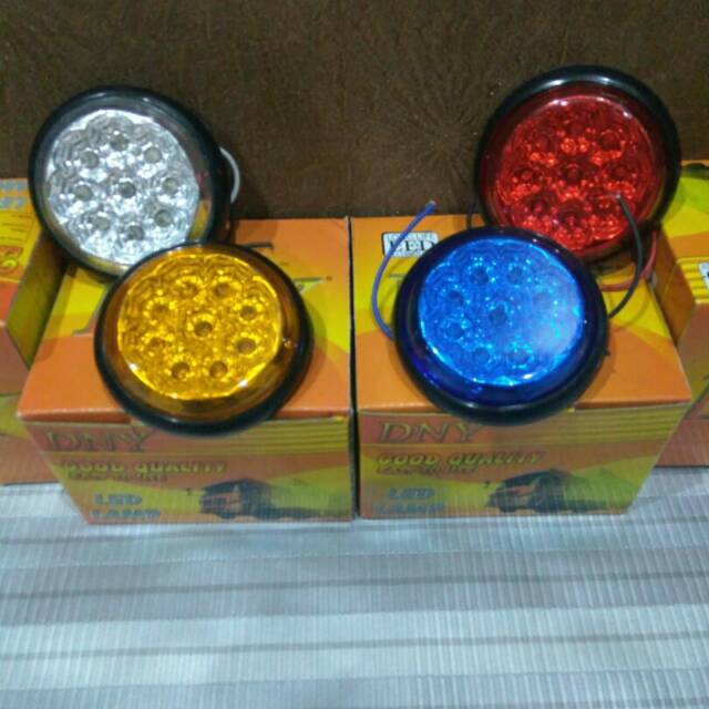 Lampu bak truk