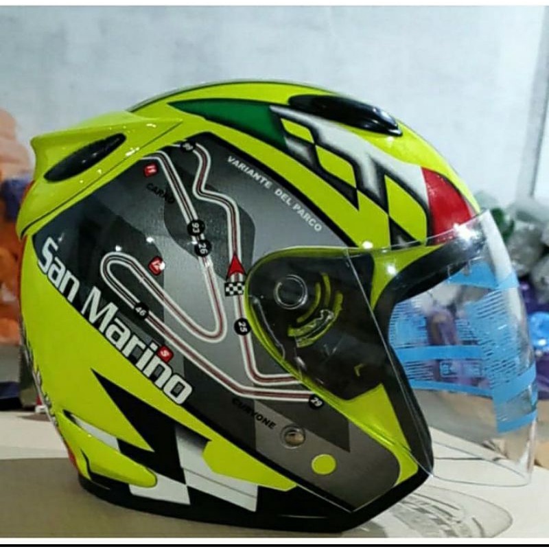 helm ink bermotif