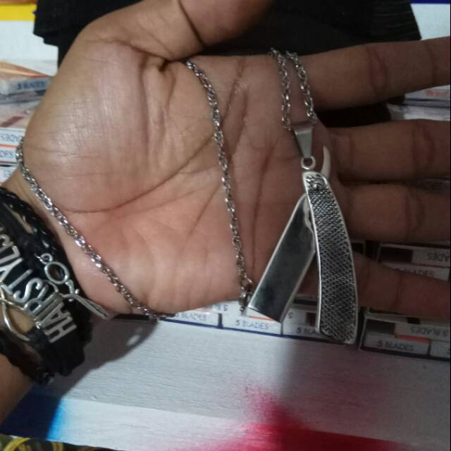 Kalung barberman bahan titanium anti karat barbershop detailer cordleass