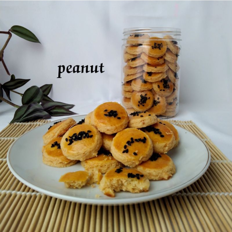 

Peanut Cookies Kue Kacang chui Kao So (Kue kering)