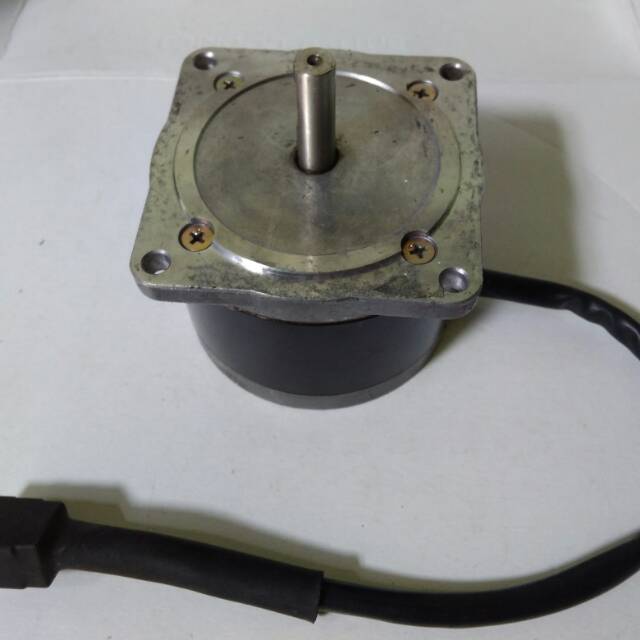 Vexta Stepping Stepper Motor 2 Phase Model PH296-02-Q1