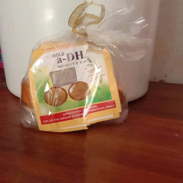 Cream A-Dha Original Gold Embos timbul