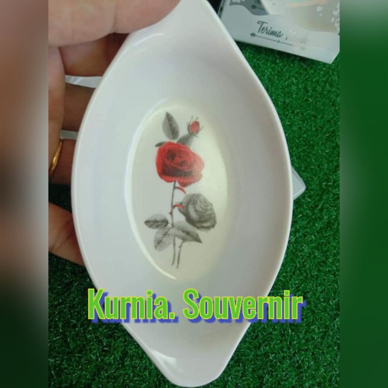 

Sablon Nama Souvernir Mangkok Perahu Oval Kemasan Plastik souvernir
