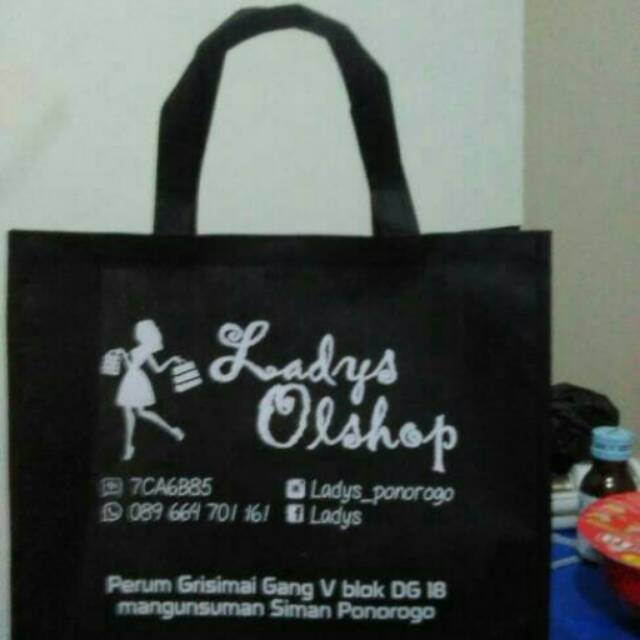 

Tas promosi / butik ( uk. 40x40 lbr 10cm)