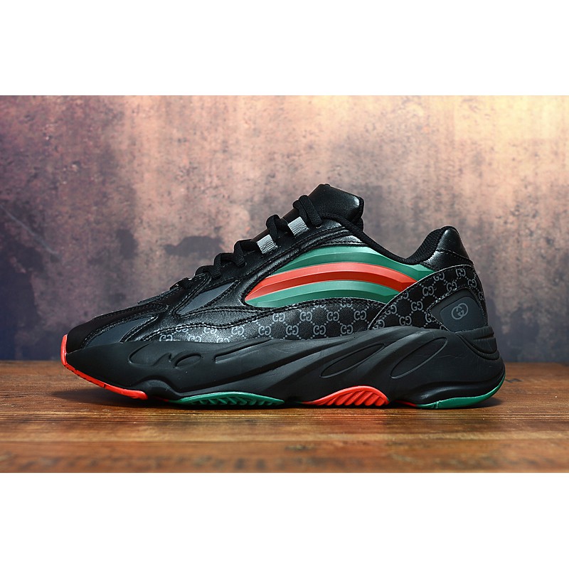 yeezy 700 gucci