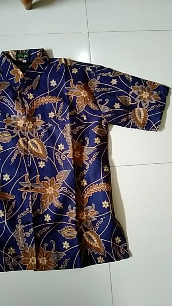 Batik Solo Kembang Biru Pendek Kemeja Pria Katun Halus Sragenan Full Furing