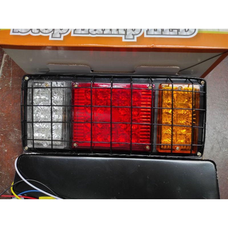 Stop Lamp LED Universal Truk Trailer, Truk Tangki , Lampu Rem Tronton 24Volt DNY 001.