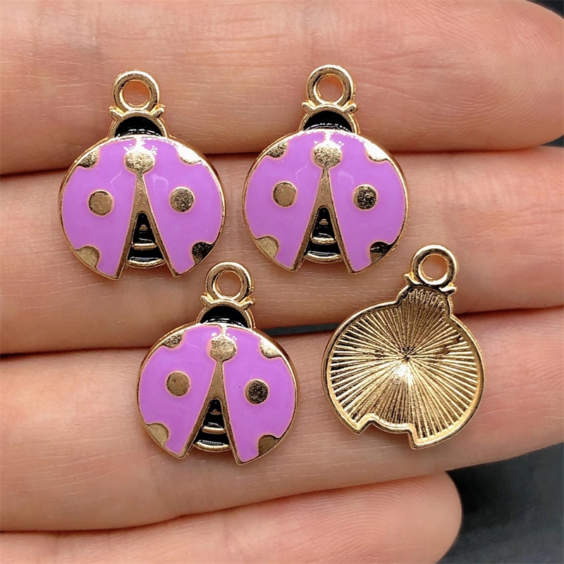 4pcs Liontin Bentuk Kumbang Hexapod Bahan Alloy Untuk Membuat Perhiasan Anting