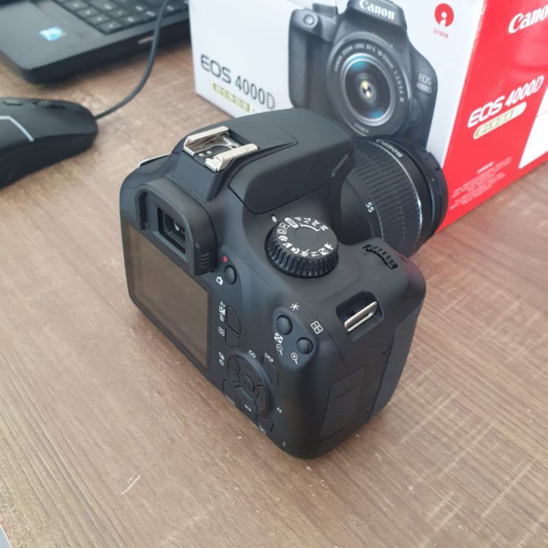 Kamera Canon 4000D