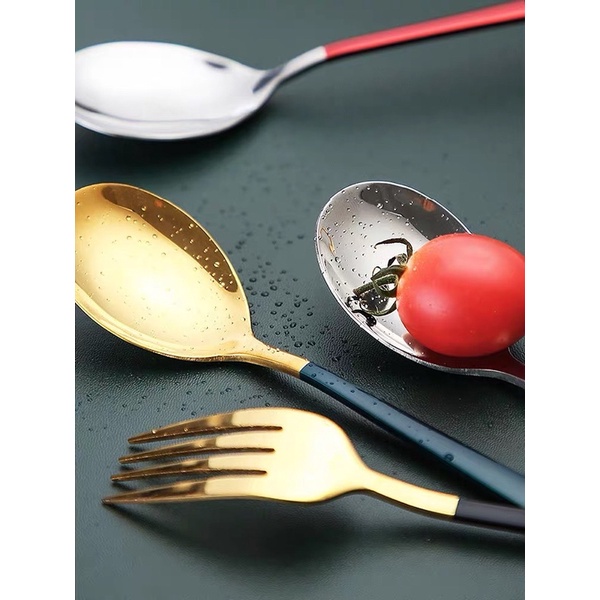 SET ALAT MAKAN KOREA GOLD &amp; SILVER DENGAN BOX PREMIUM QUALITY / SET SENDOK GARPU SUMPIT KOREA /  ALAT MAKAN TRAVEL SET 3IN1 BOX STAINLESS / SENDOK SET / GARPU SET / SUMPIT SET / ALAT MAKAN SET / SPOON FORK CHOPSTICKS SET / CUTLERY SET