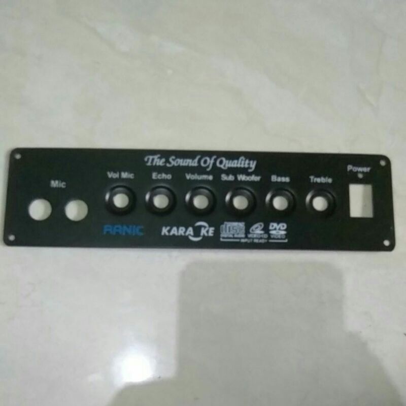 Panel power mic echo