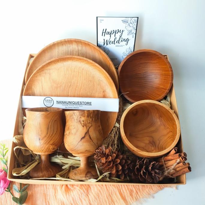 

HAMPERS LEBARAN PARCEL LEBARAN PARSEL IDUL FITRI NATAL KADO NIKAHAN SA