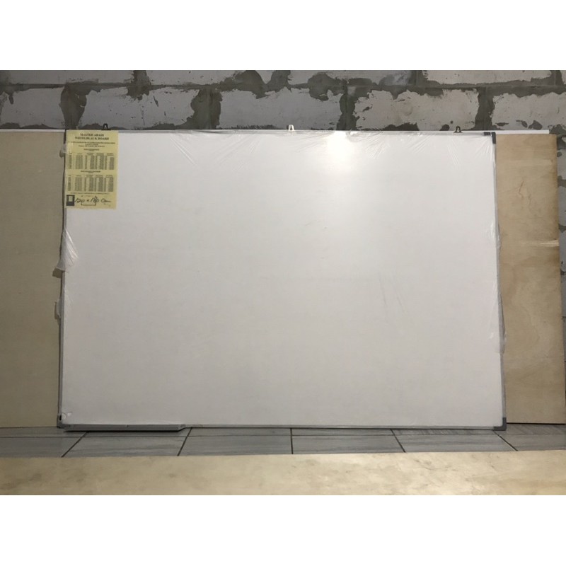 

Whiteboard Gantung 80X120