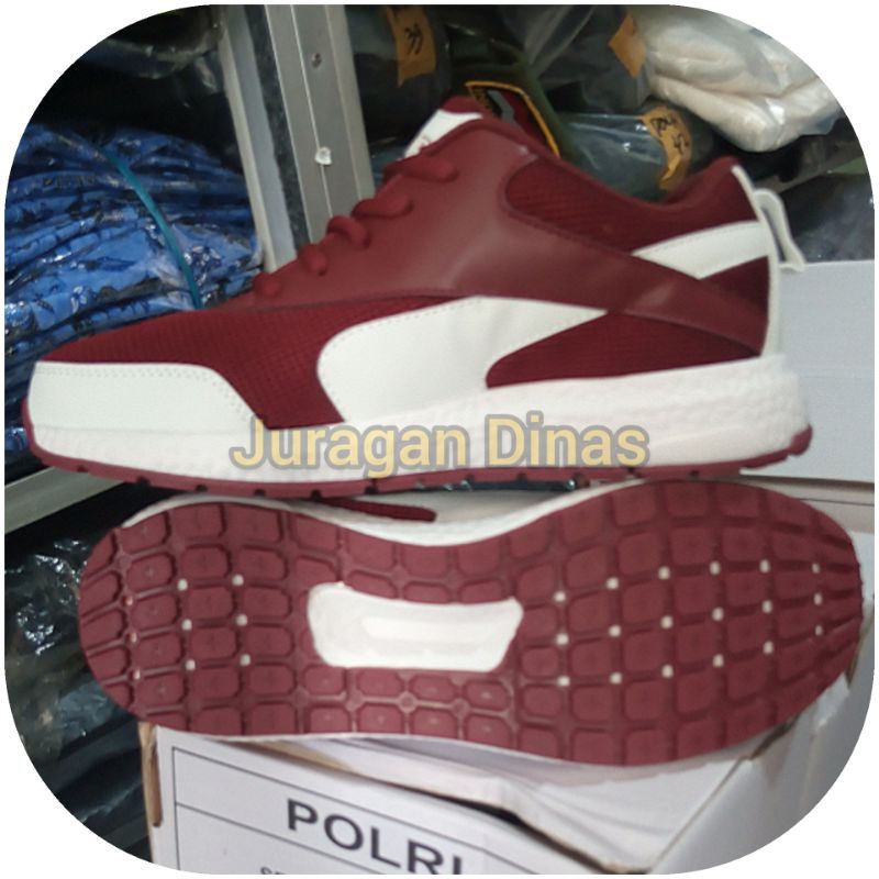 Sepatu olahraga jatah polri polisi running