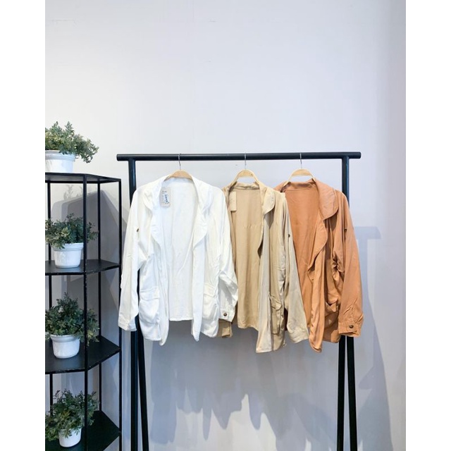 1005 OUTER MAYOUTFIT