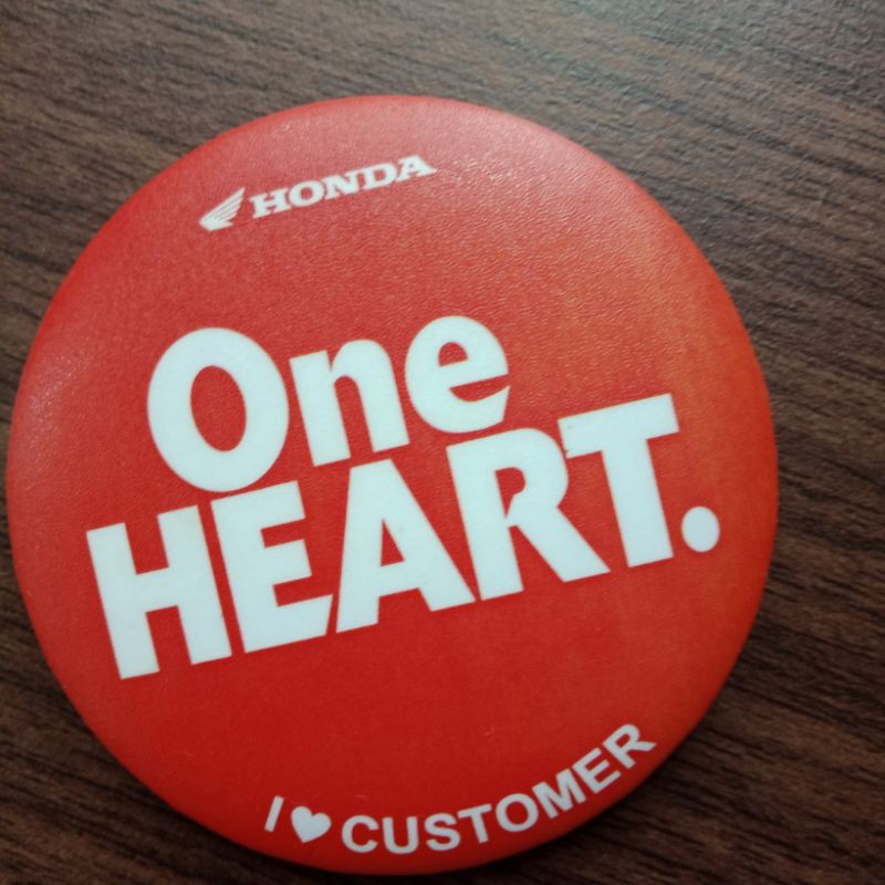 SERAGAM HONDA PIN ONE HEART