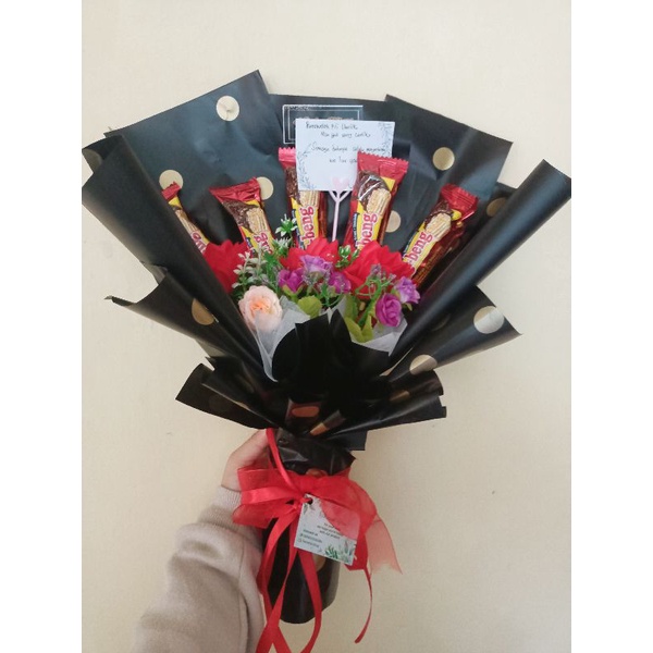 

BUKET SNACK BENG BENG/BUKET WISUDA/BUKET ULTAH free blind card(MIX WARNA SILAHKAN CHAT)