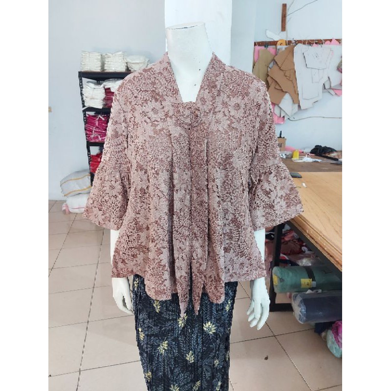 (BrBlJMB) Kebaya floy JUMBO BROKAT tangan BALON glitter KeroncongBusana-Coklat
