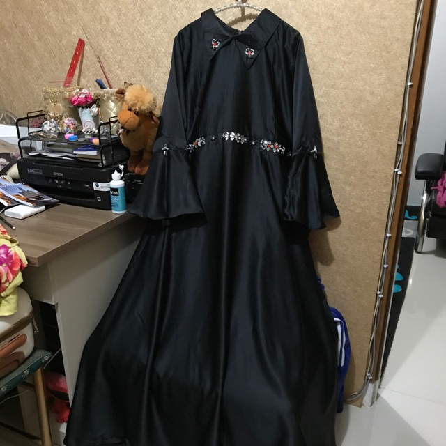 Preloved Kondangan Branded Gaun Dress Hitam Gamis Syari Payung Flower Bunga Polos Swarovski Umrah