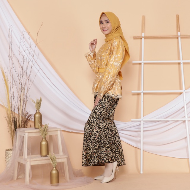 KEBAYA ARABELLE / KEBAYA WISUDA / KEBAYA TUNANGAN / KEBAYA BRIDESMAID