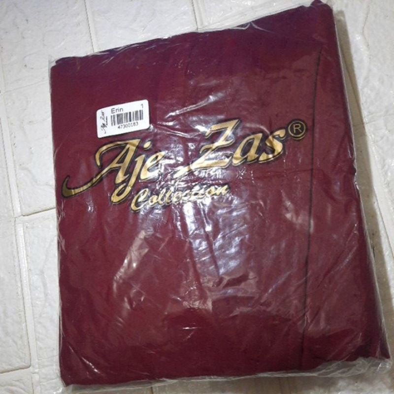 AJE ZAS//KHIMAR ERIN ORI AJE ZAS-Maroon gelap