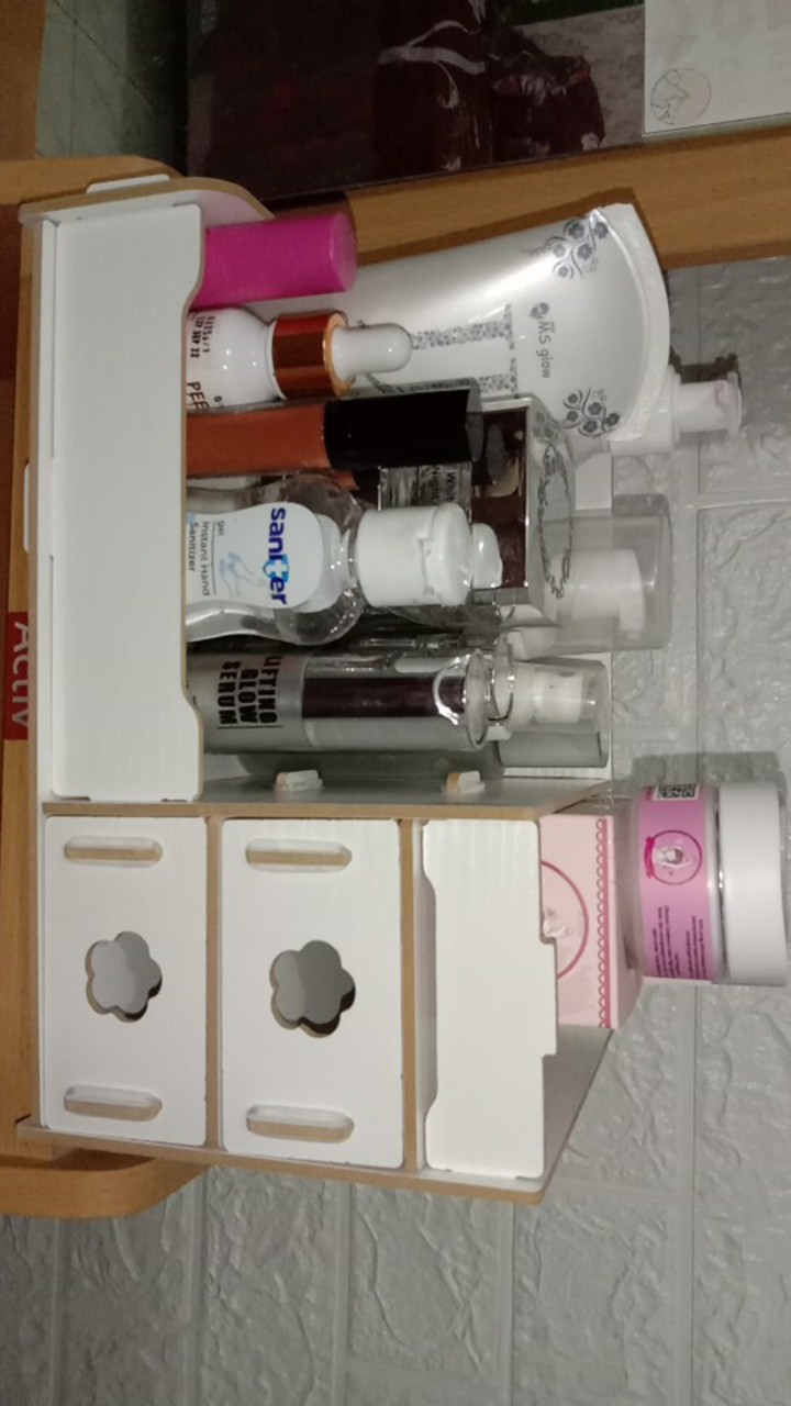 Rak Kosmetik Make Up Organizer Kotak / Wadah Tempat Meja Rias Makeup Serbaguna Multifungsi