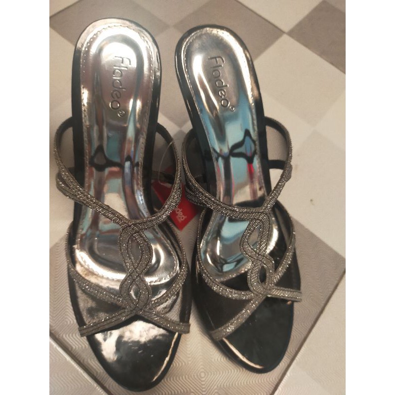 sandal pesta cewek fladeo