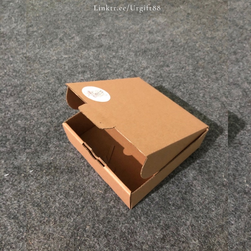 

Box Hampers U15x15cm *Untuk Ganci